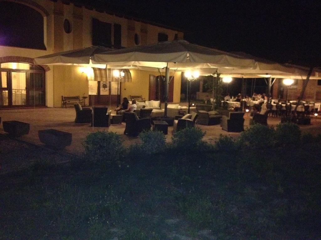 Hostal Antico Noce Granarolo dellʼEmilia Exterior foto